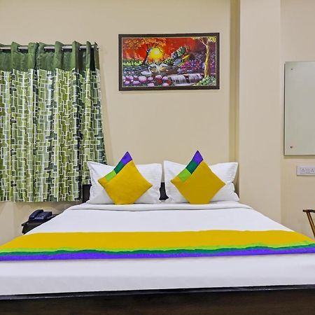 Treebo Trip Airport Pride Inn ไฮเดอราบัด ภายนอก รูปภาพ