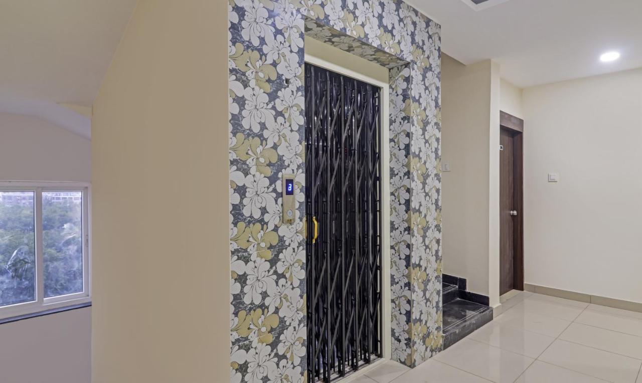 Treebo Trip Airport Pride Inn ไฮเดอราบัด ภายนอก รูปภาพ