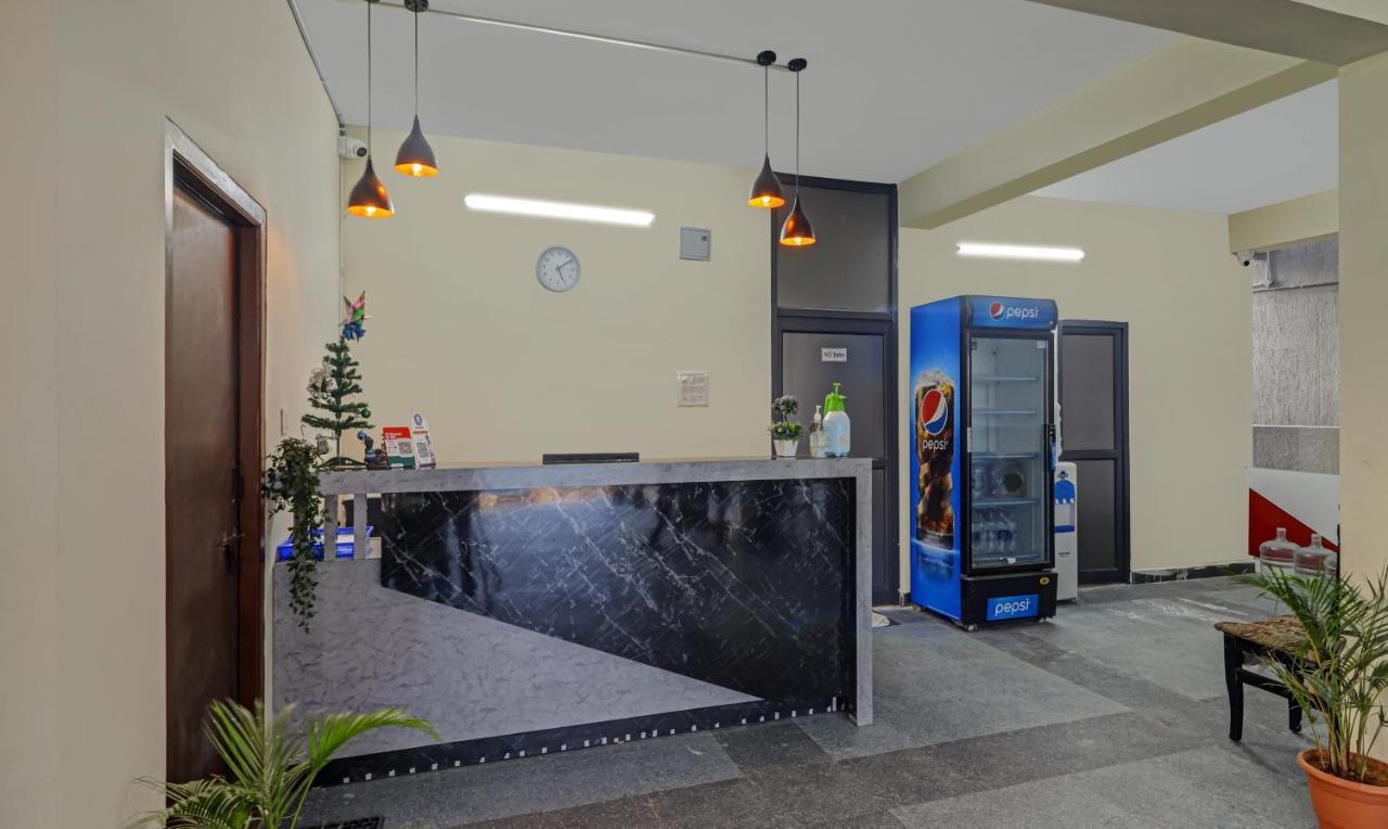 Treebo Trip Airport Pride Inn ไฮเดอราบัด ภายนอก รูปภาพ
