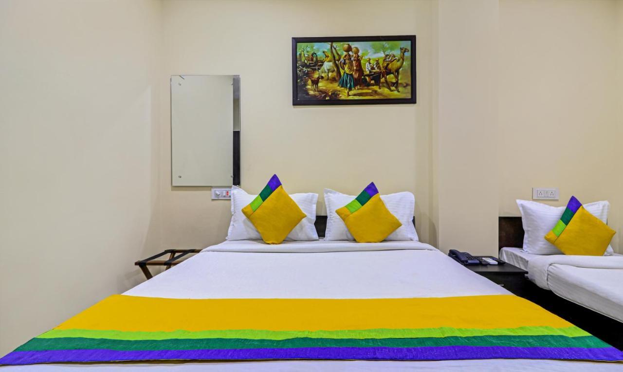 Treebo Trip Airport Pride Inn ไฮเดอราบัด ภายนอก รูปภาพ