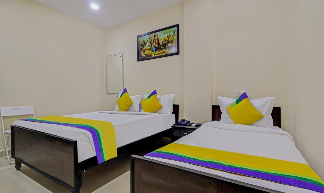 Treebo Trip Airport Pride Inn ไฮเดอราบัด ภายนอก รูปภาพ